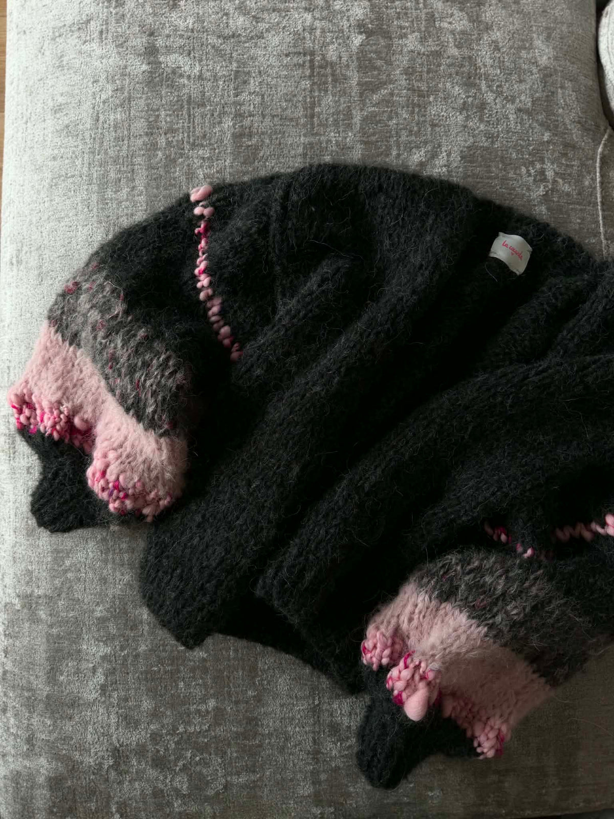 Rainbow black